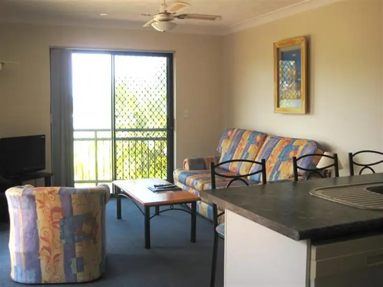 Sixth view of Homely unit listing, 27/10-12 Bath St, Labrador QLD