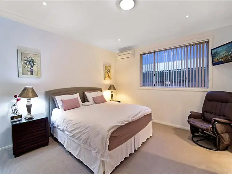 Fourth view of Homely villa listing, 2/11 Broe Ave, East Hills NSW