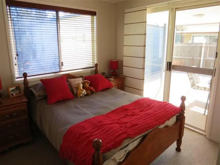 Seventh view of Homely house listing, 1 Staunton St, Emerald QLD