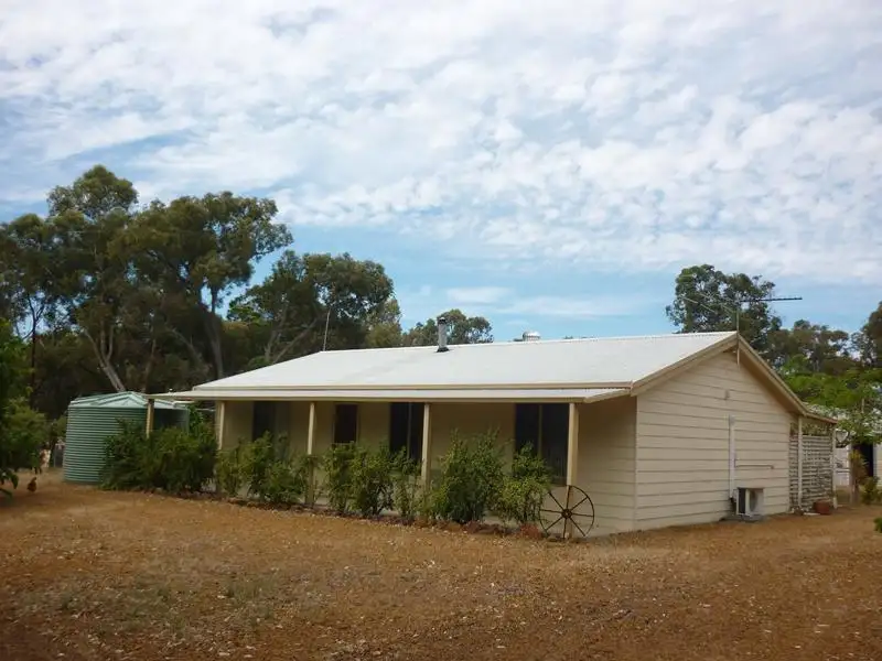 Main view of Homely house listing, 24 Jarrahwood Glen, Bullsbrook WA