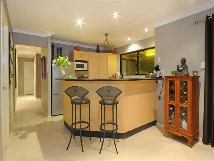 Sixth view of Homely house listing, 18 Wahoo Ct, Jubilee Pocket QLD