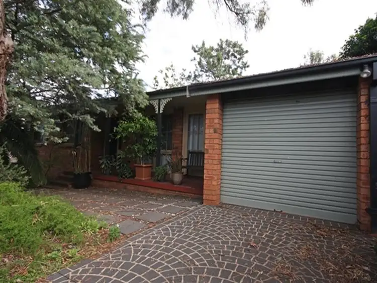 15 Micawber St, Ambarvale NSW