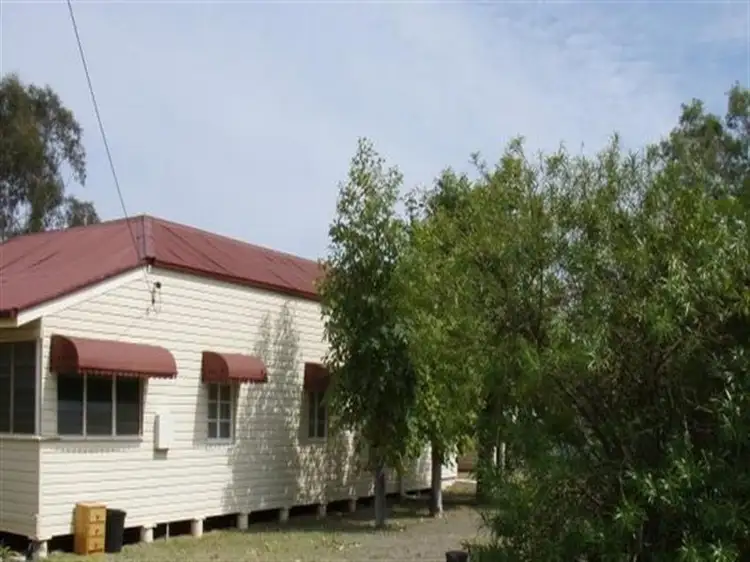 43 Edward St, Charleville QLD
