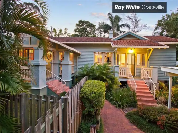 38 Berry St, Sherwood QLD