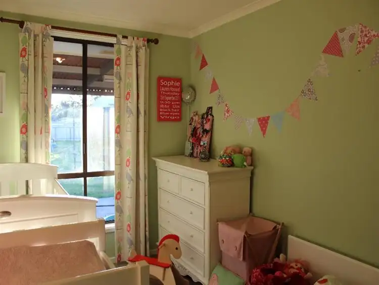 Sixth view of Homely house listing, 6 Fifield Cl, Culcairn NSW