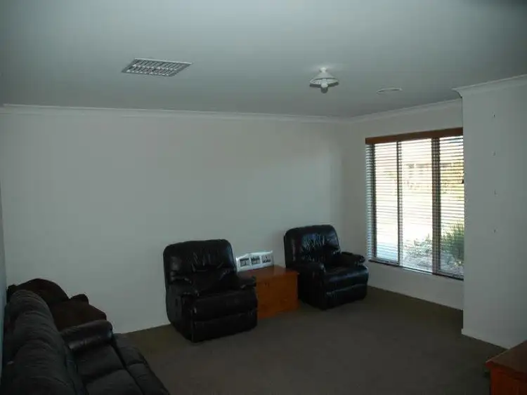 Fourth view of Homely house listing, 7 St Cuthberts Ct, Marshall VIC