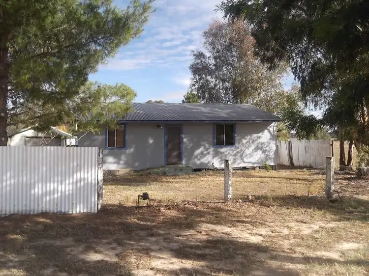 3 Deboyne St, Koorawatha NSW