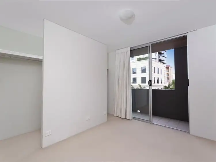Seventh view of Homely apartment listing, 5/153 Lambert St, Kangaroo Point QLD