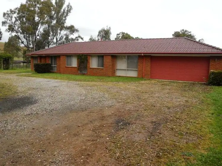 4 Monea Rd, Avenel VIC