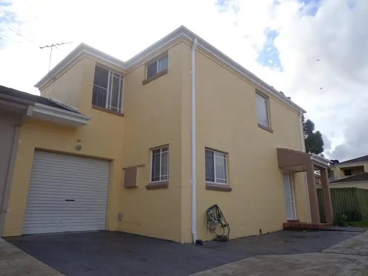 Main view of Homely townhouse listing, 2/22 Stanbrook St, Fairfield Heights NSW