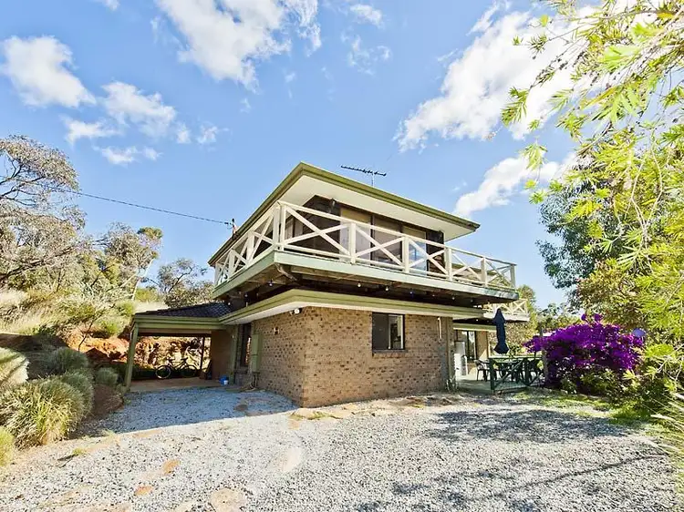 Second view of Homely house listing, 2 Sunset Hill Rd, Swan View WA