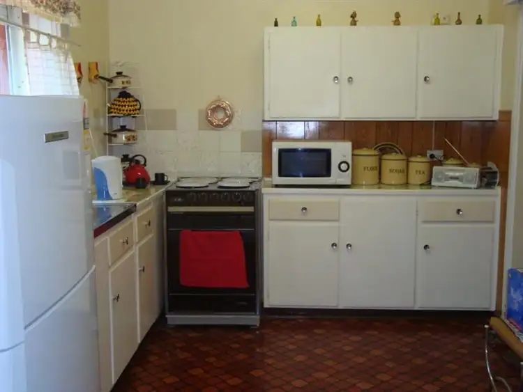 Fifth view of Homely house listing, 6 Wallace Dr, Elizabeth Vale SA