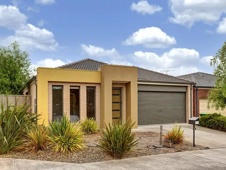 Second view of Homely house listing, 15 Sunnybrae Dr, Mernda VIC
