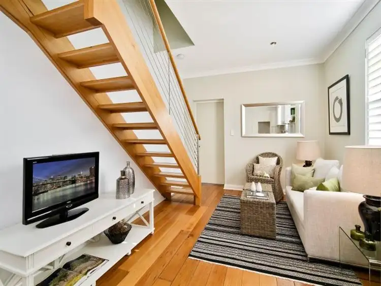 4/21 Ben Boyd Rd, Neutral Bay NSW