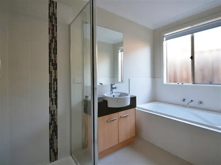 Sixth view of Homely house listing, 9 Coleridge Way, South Morang VIC
