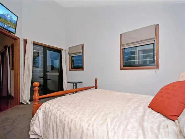 Sixth view of Homely townhouse listing, 9 Mclean St, Killarney Vale NSW