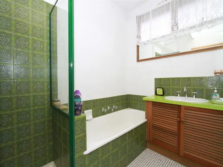 Fifth view of Homely house listing, 1 Lyndhurst St, Bridgewater VIC