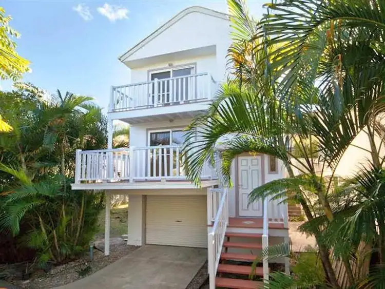 Unit 1 4 Rosewood Dr, Caloundra West QLD