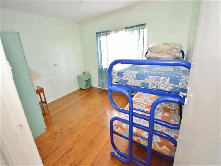 Fifth view of Homely house listing, 32 Harding Ave, Lake Munmorah NSW