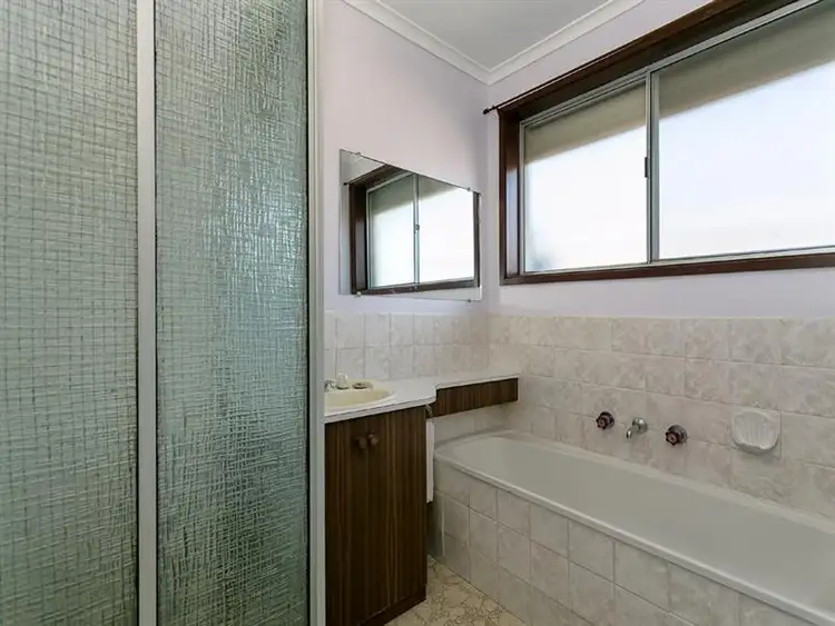 Sixth view of Homely house listing, 9 Firbank Tce, Albanvale VIC