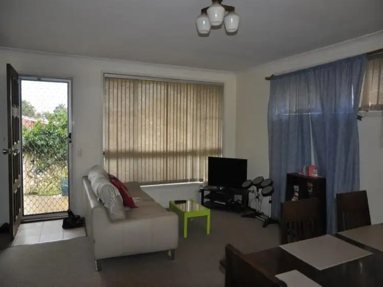 Second view of Homely house listing, 2/21 Sapphire Ct, Kearneys Spring QLD