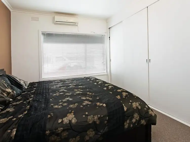 Sixth view of Homely house listing, 2 Alcona Ct, Bell Park VIC
