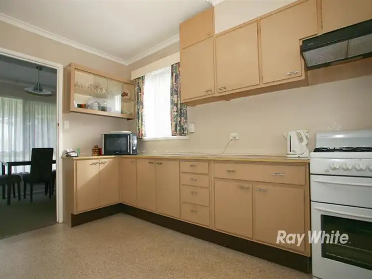 Seventh view of Homely house listing, 7 Alice Ct, Noble Park VIC