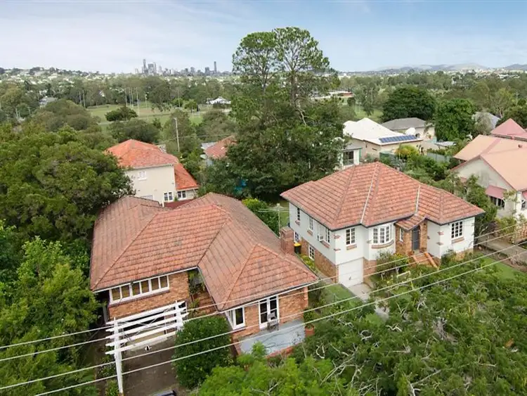 8 Power St, Wavell Heights QLD