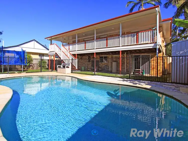 18 Devoran St, Albany Creek QLD