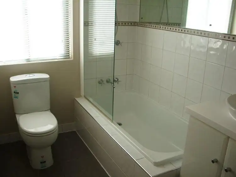 Sixth view of Homely unit listing, 1/37 Riverview Tce, Indooroopilly QLD