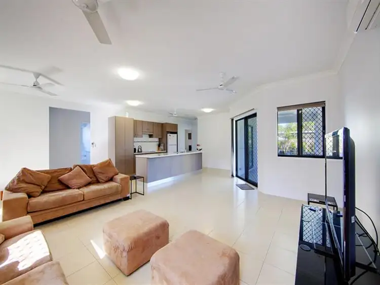 Third view of Homely house listing, 2/7 Frederick St, Oonoonba QLD