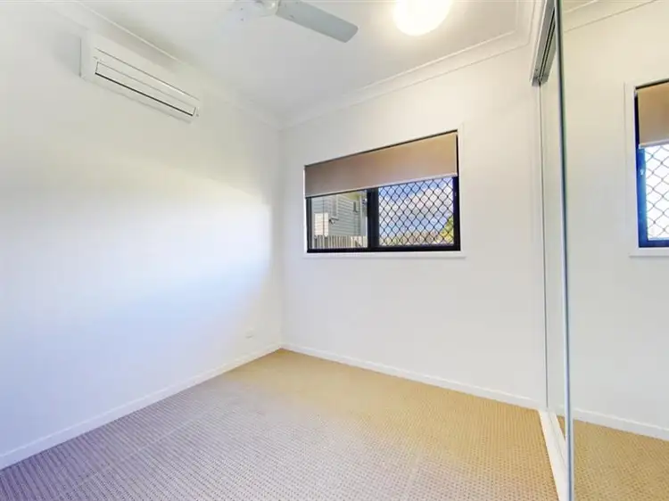 Seventh view of Homely house listing, 2/7 Frederick St, Oonoonba QLD