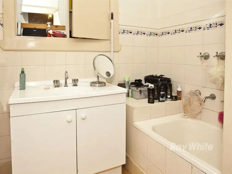 Fifth view of Homely unit listing, 1/10 Elsie St, Boronia VIC