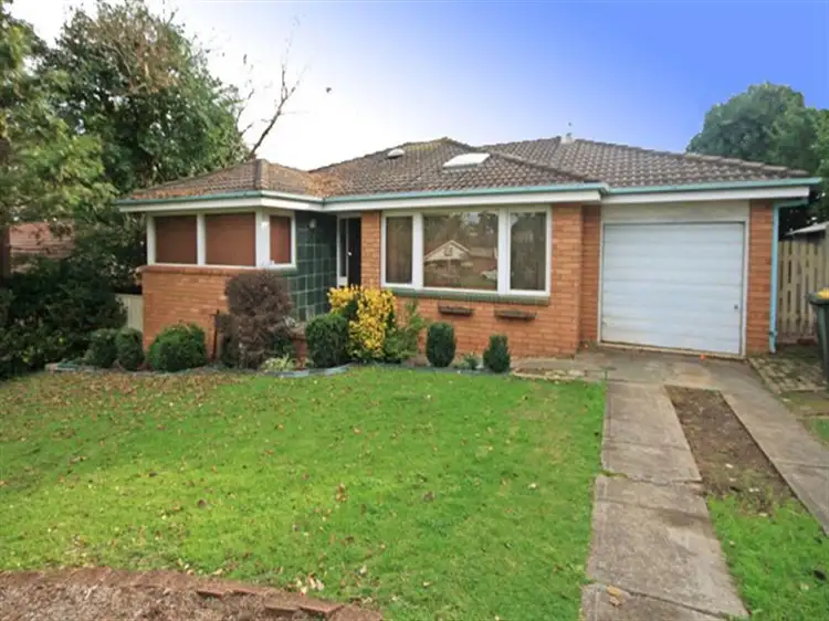16 Balook Cres, Bradbury NSW