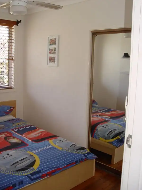 Sixth view of Homely house listing, 5 Dalton Cl, Belmont North NSW