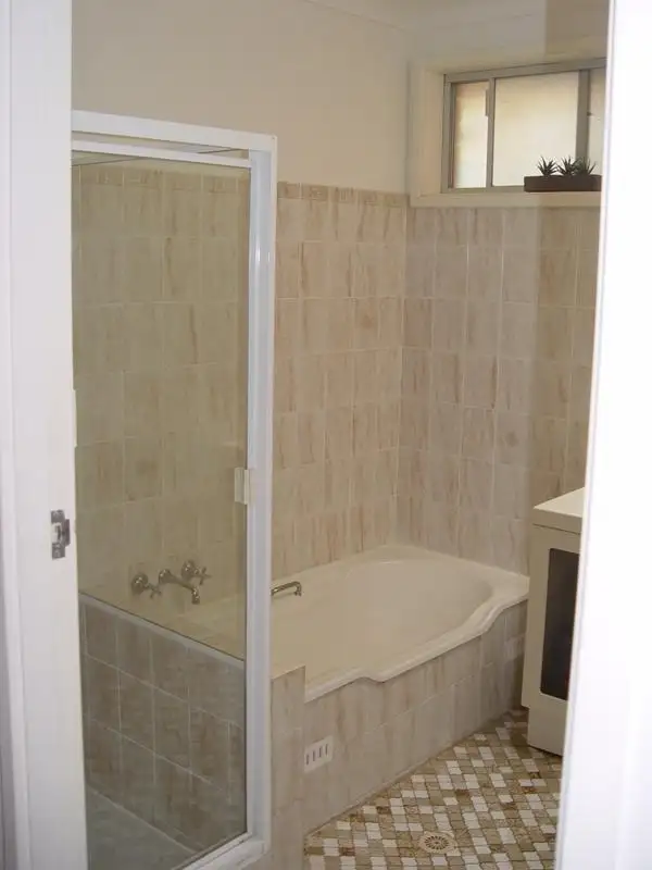 Seventh view of Homely house listing, 5 Dalton Cl, Belmont North NSW