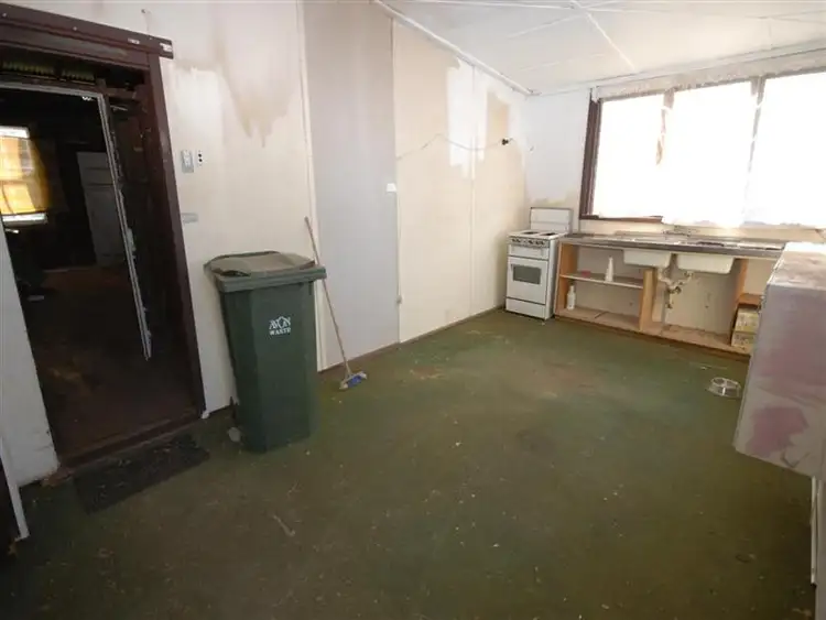 Second view of Homely house listing, 20 Lock St, Narrogin WA