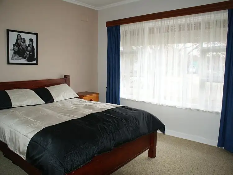 Seventh view of Homely house listing, 6 Leslie St, Murray Bridge SA