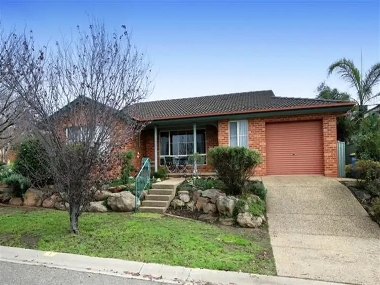 1/1 Minchin Pl, Kooringal NSW