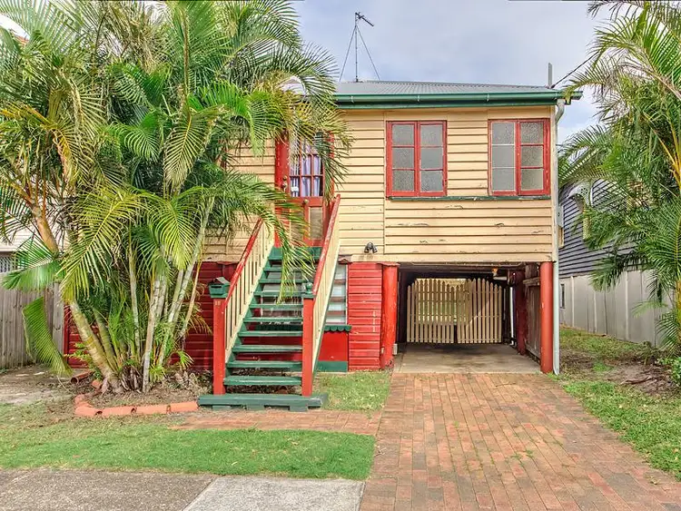 18 Norman St, Southport QLD