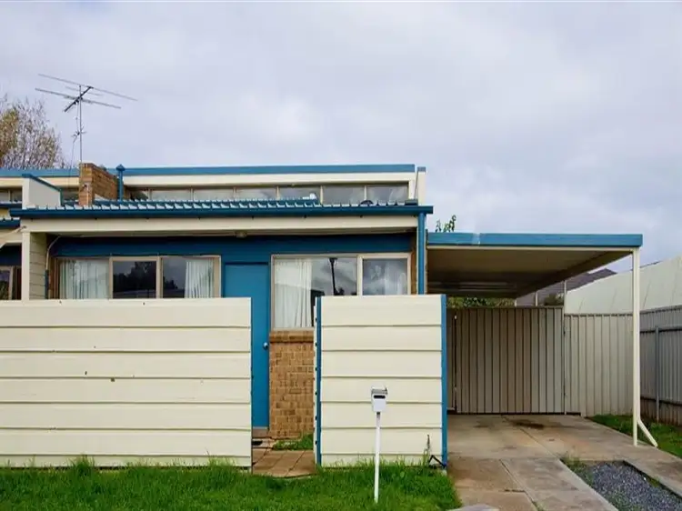 8 Beth Ct, Pennington SA