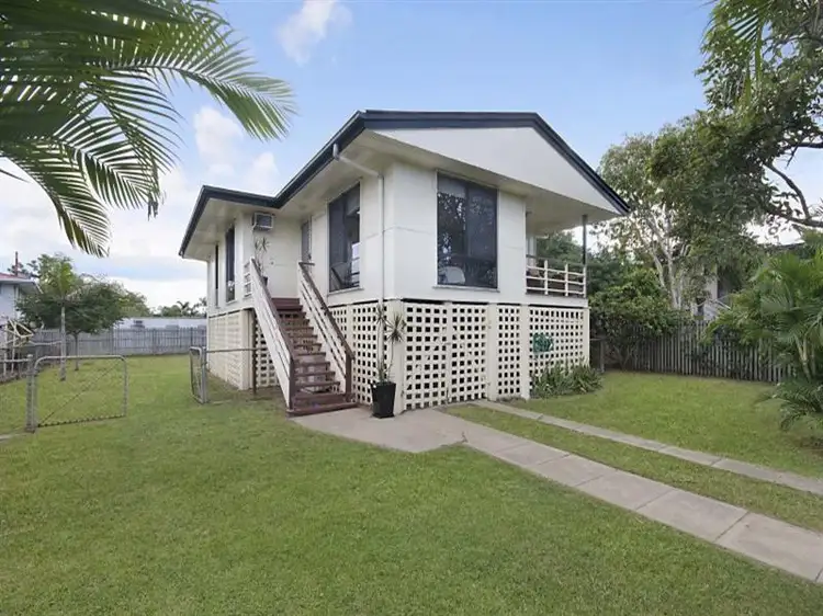 9 Nathan St, Heatley QLD