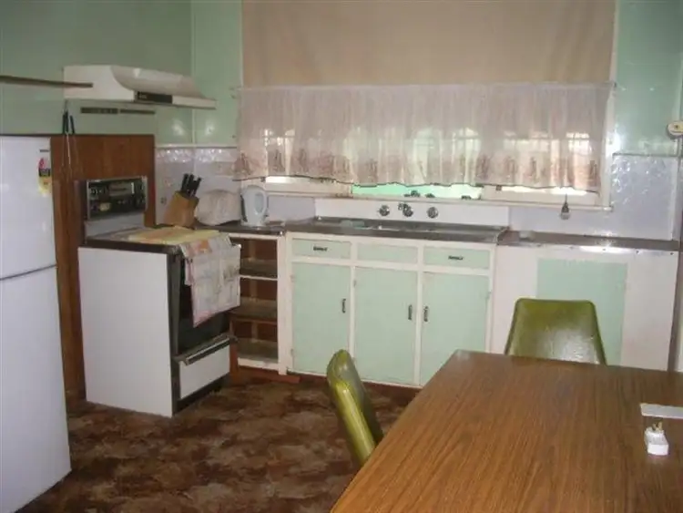 Fifth view of Homely house listing, 29 Queen St, Broken Hill NSW