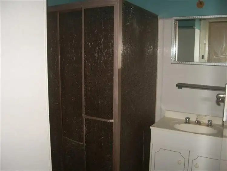 Seventh view of Homely house listing, 29 Queen St, Broken Hill NSW