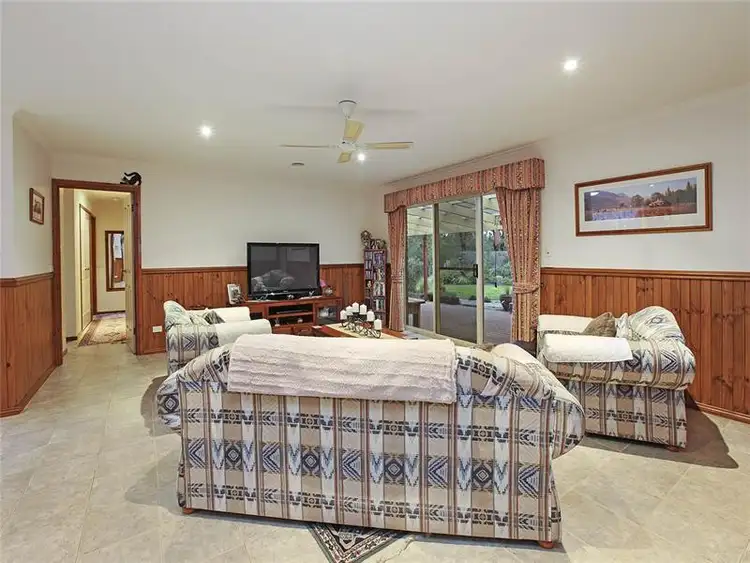Seventh view of Homely house listing, 19 Lennox Ct, Drysdale VIC