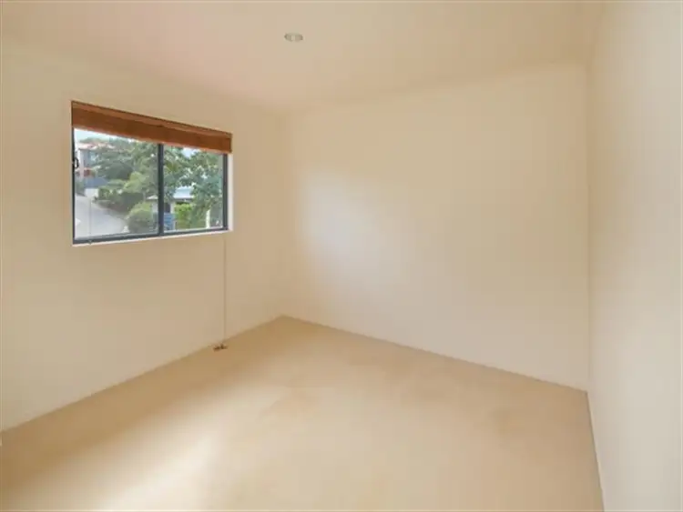 Seventh view of Homely house listing, 8/118 Ridgeway Ave, Southport QLD
