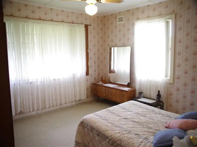 Sixth view of Homely house listing, 25 Milligan St, Taree NSW