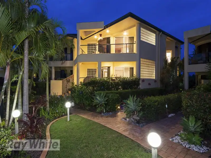 Main view of Homely townhouse listing, 4/20 Mainsail St, Birkdale QLD