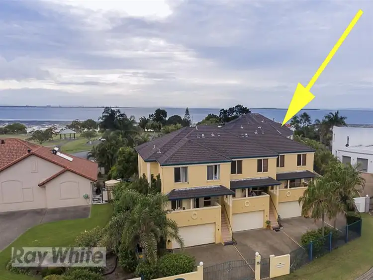 Fifth view of Homely townhouse listing, 4/20 Mainsail St, Birkdale QLD