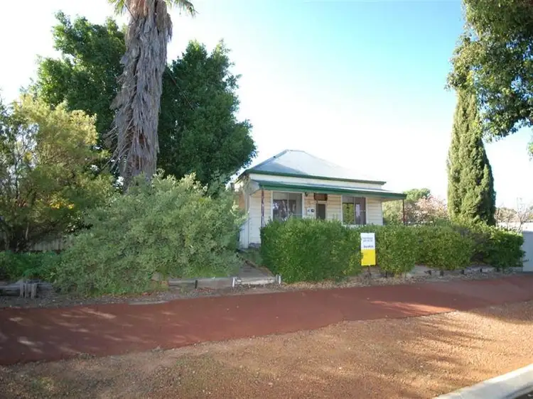 41 Havelock St, Narrogin WA